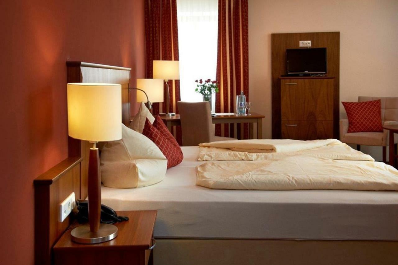 Hotelgasthof Zur Sonne Bad Goegging Luaran gambar